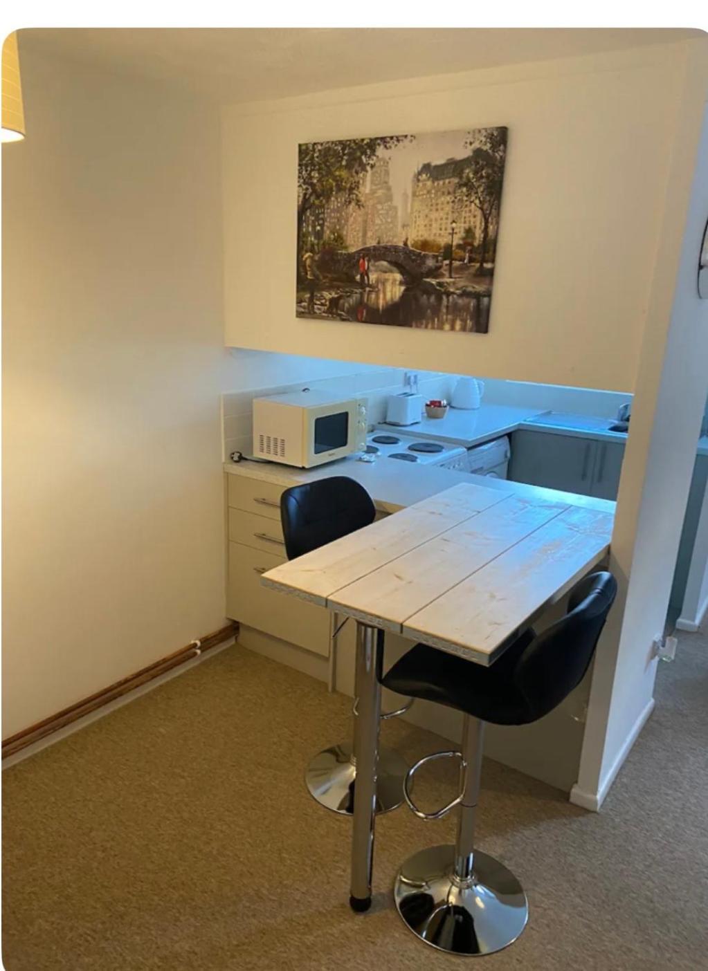 One Bedroom Ground Floor Flat Central צ'יצ'סטר מראה חיצוני תמונה