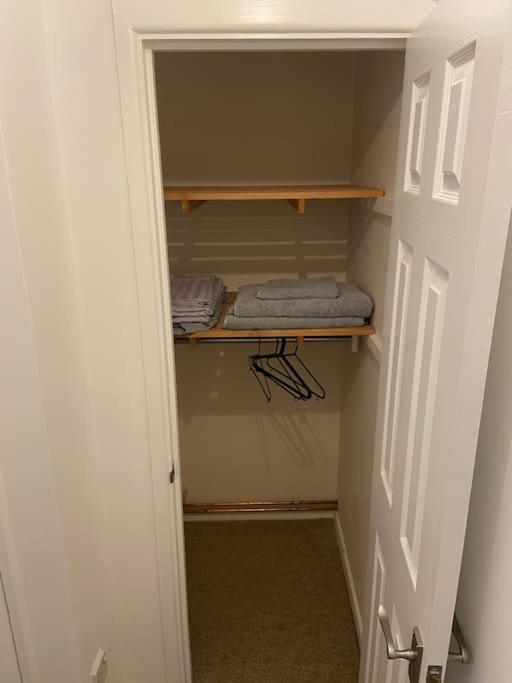 One Bedroom Ground Floor Flat Central צ'יצ'סטר מראה חיצוני תמונה