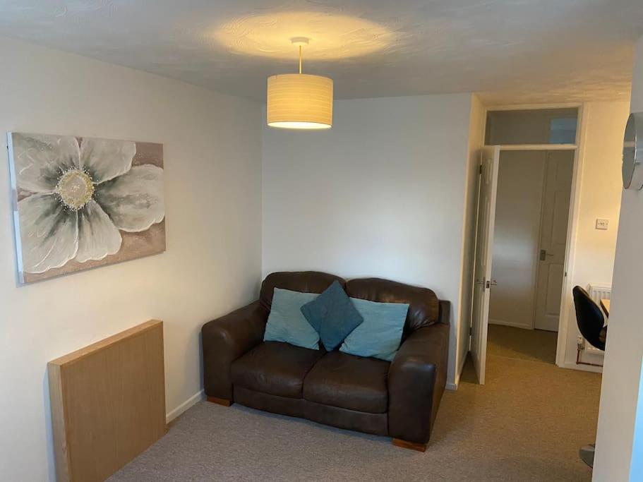 One Bedroom Ground Floor Flat Central צ'יצ'סטר מראה חיצוני תמונה